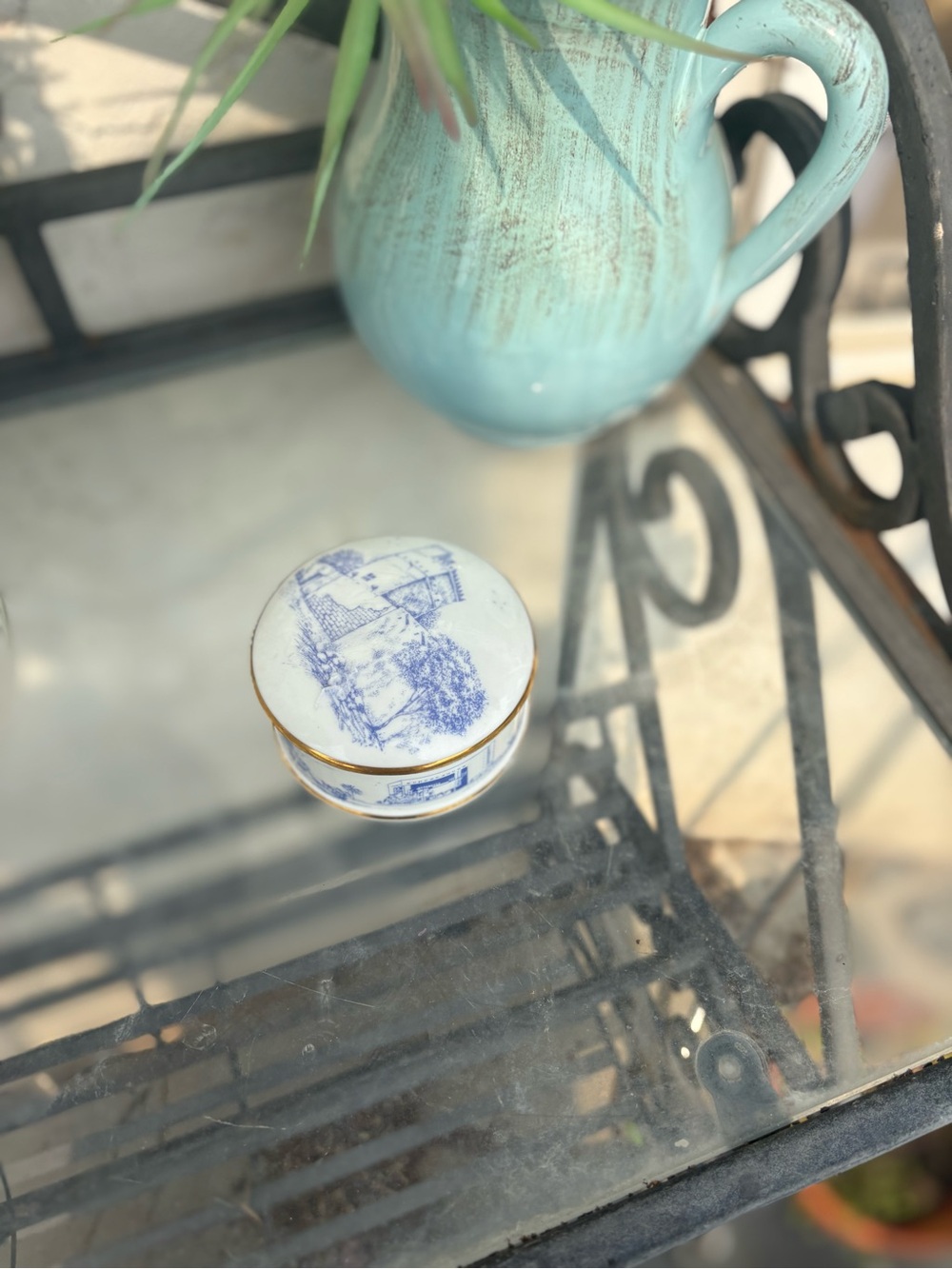 Vintage Country Blue & White Trinket Box From England